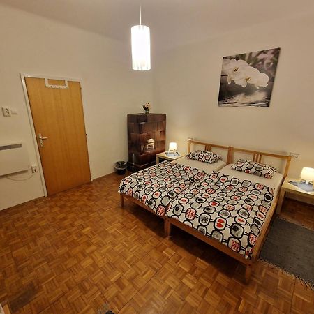 Saso Rooms & Apartments ลูบลิยานา ภายนอก รูปภาพ
