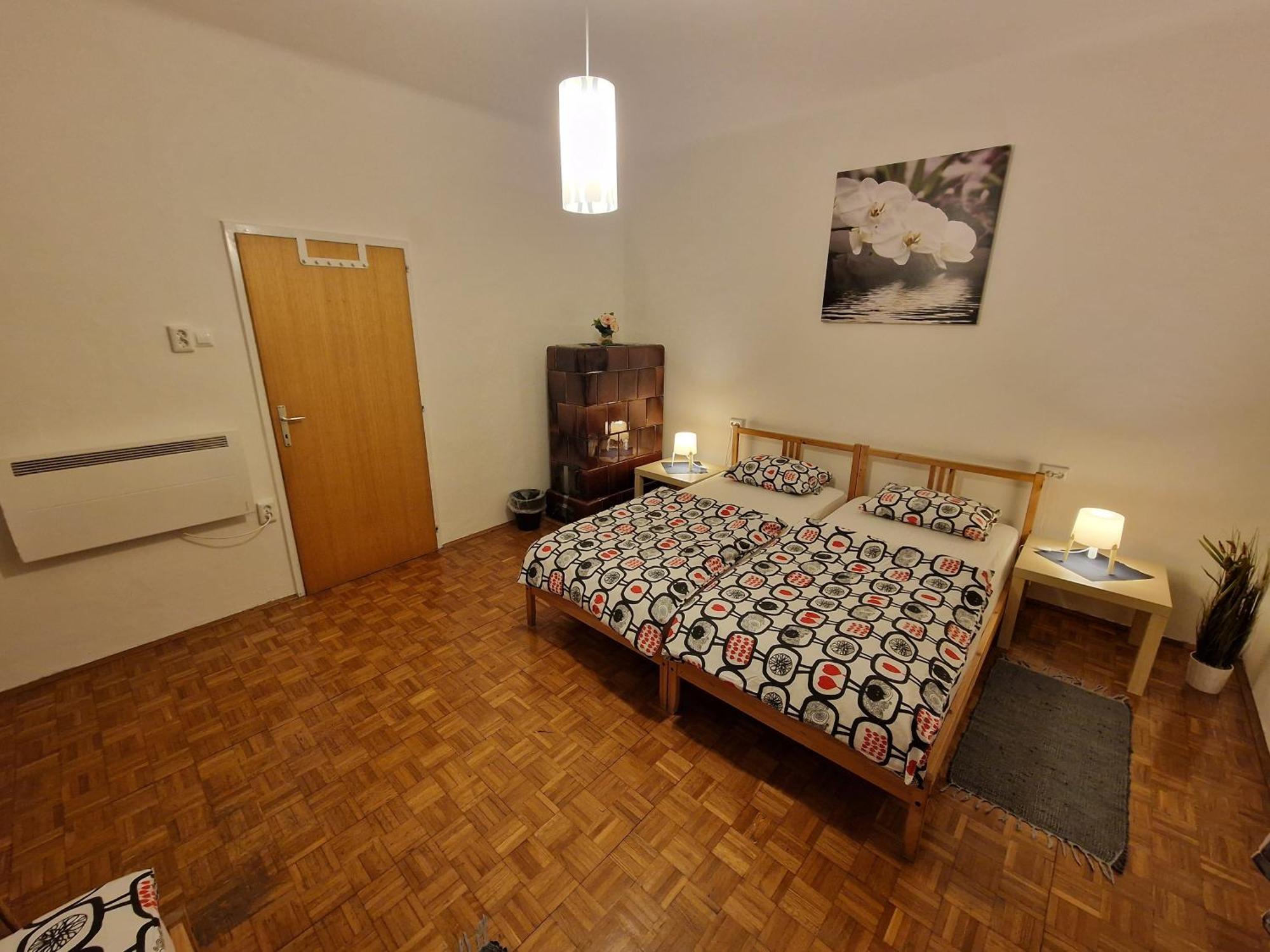 Saso Rooms & Apartments ลูบลิยานา ภายนอก รูปภาพ