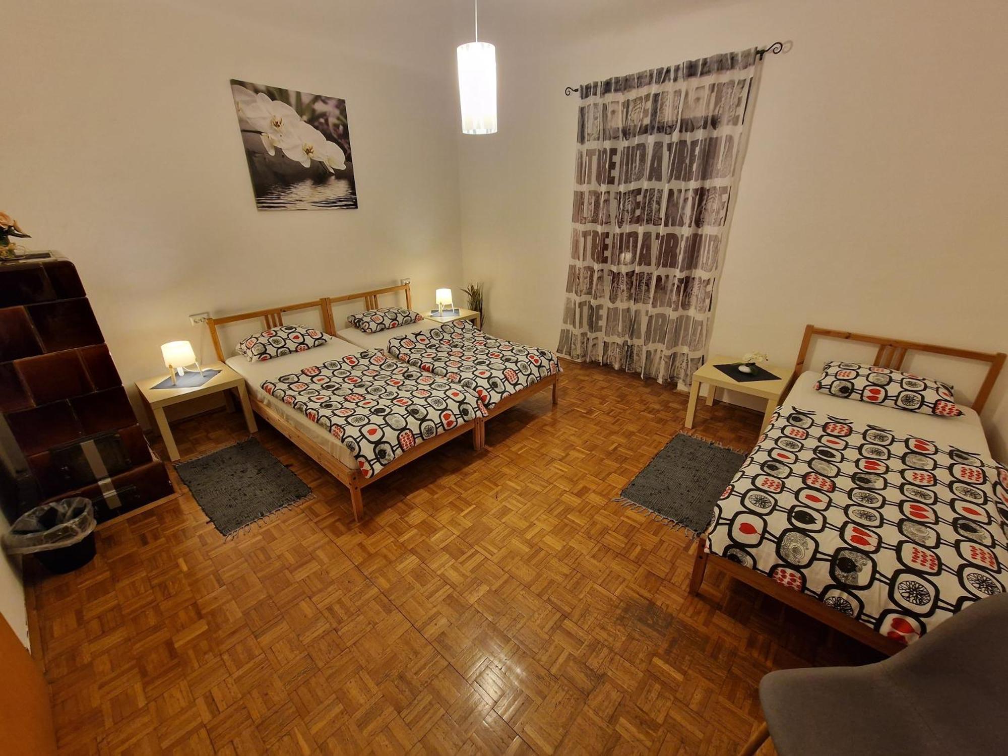 Saso Rooms & Apartments ลูบลิยานา ภายนอก รูปภาพ